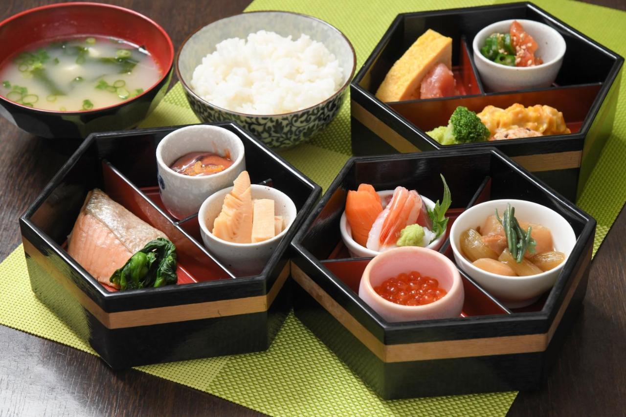 Ana Holiday Inn Sapporo Susukino By Ihg Buitenkant foto