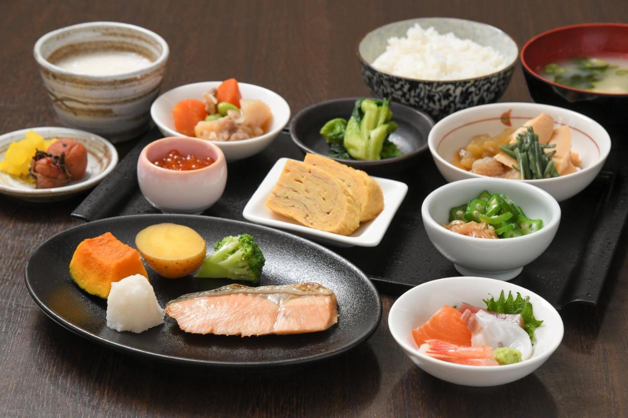 Ana Holiday Inn Sapporo Susukino By Ihg Buitenkant foto